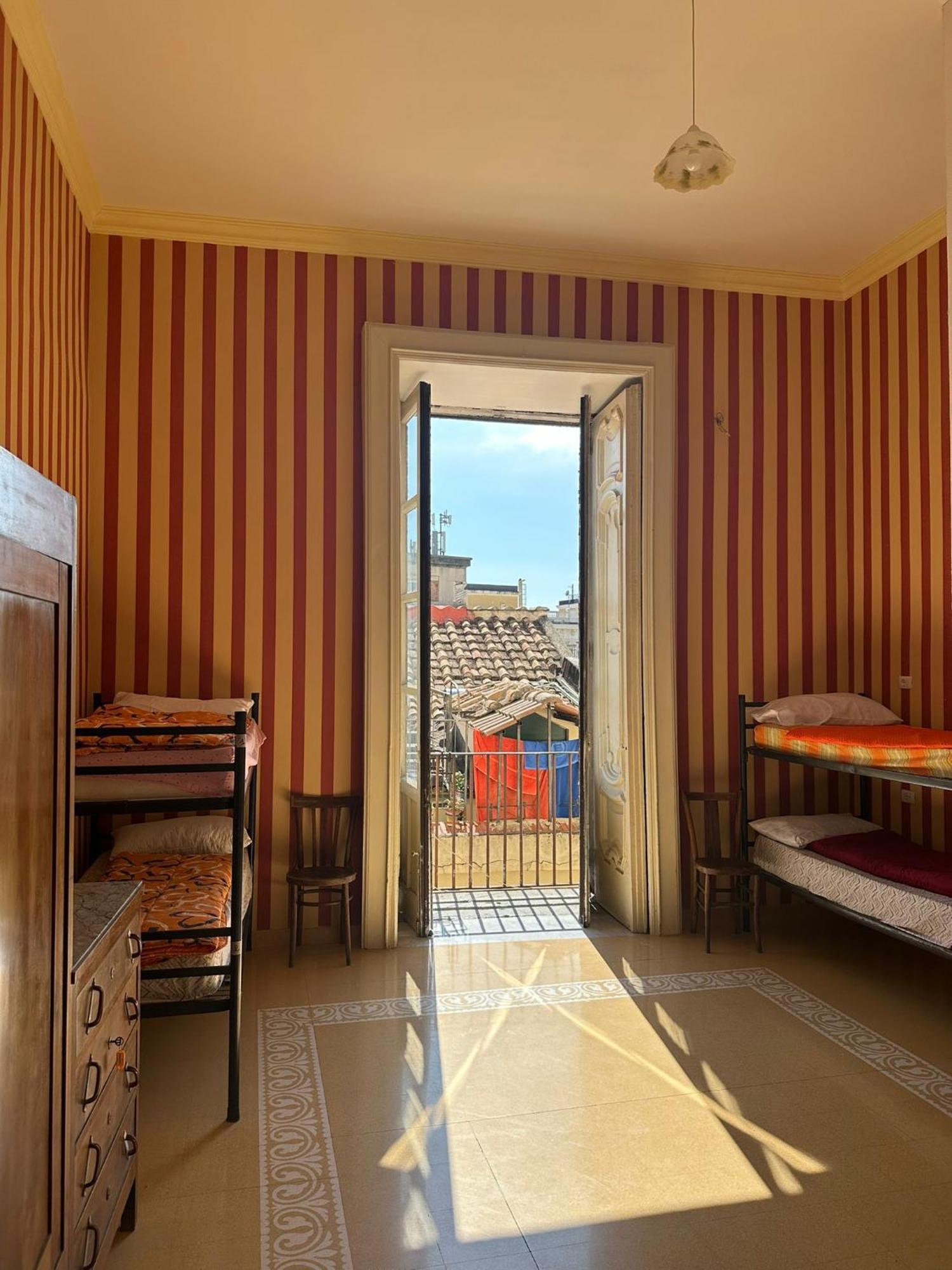 Salerno Experience Hostel Экстерьер фото