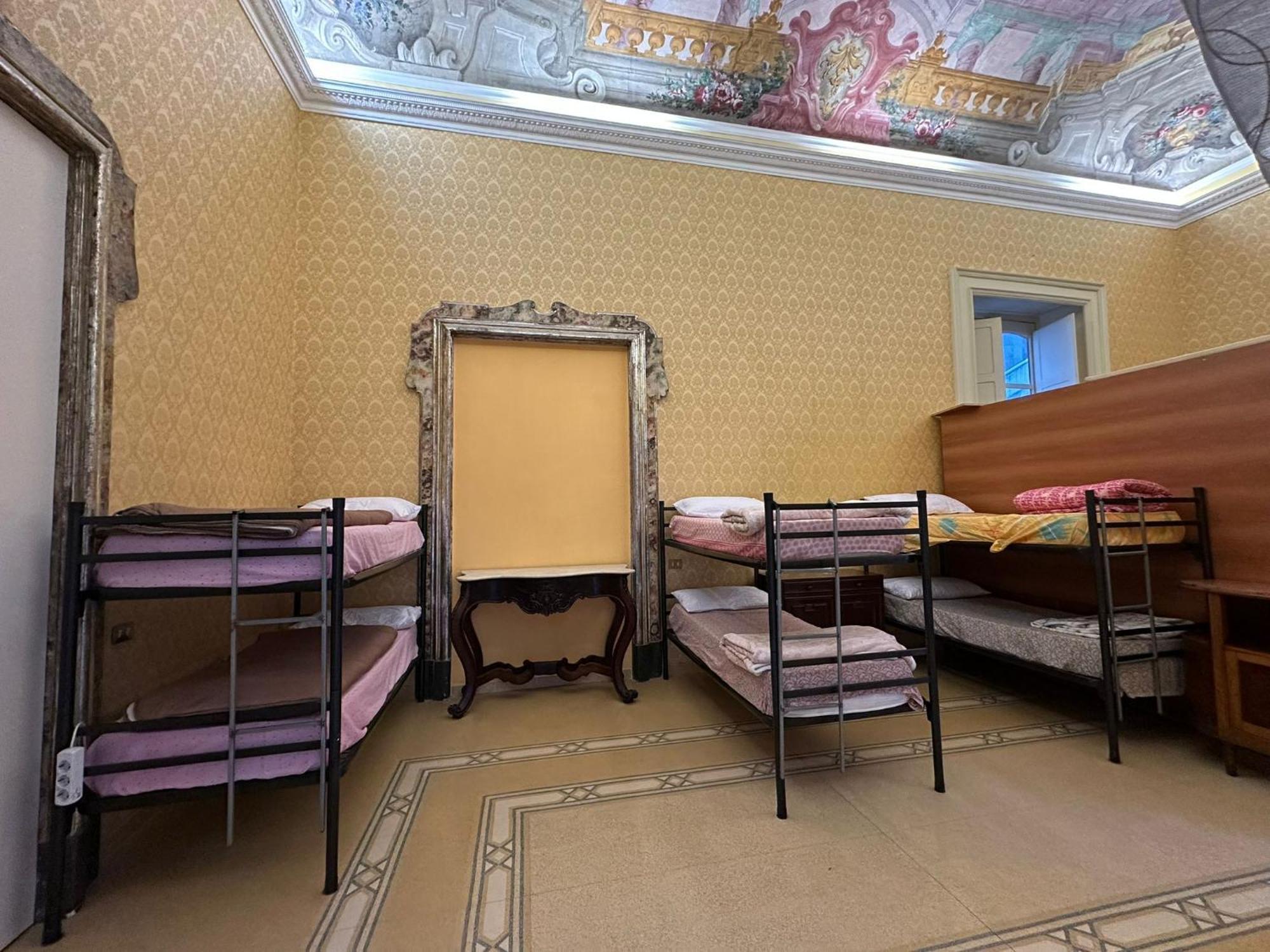 Salerno Experience Hostel Экстерьер фото